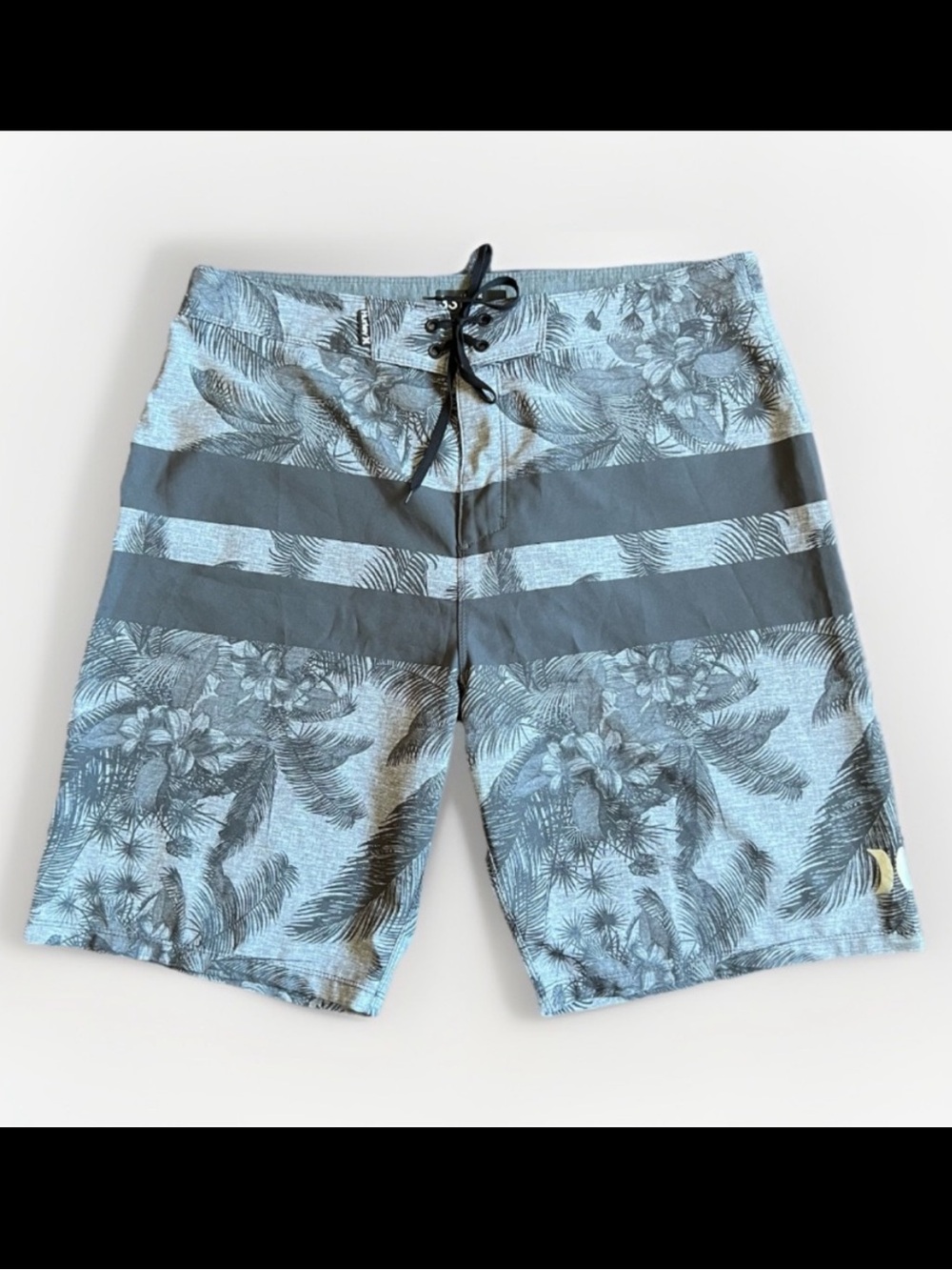 Hurley Board Shorts Size 33